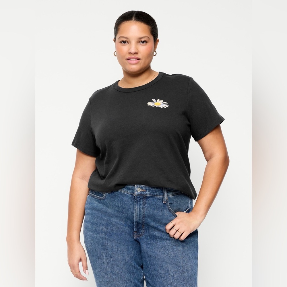 Old navy Black Daisy Women's T-Shirt